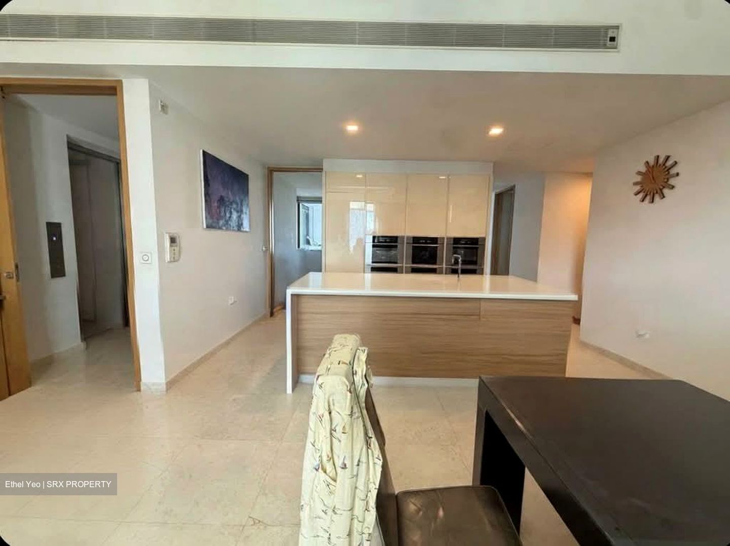 Parvis (D10), Condominium #589269961